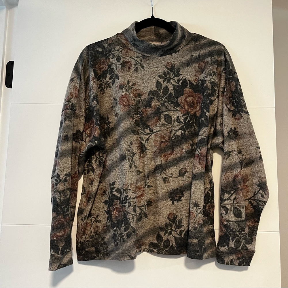 Dantelle | Long Sleeve Floral Top
